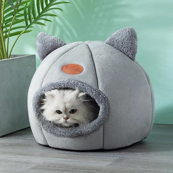 Cosy Cat Cave - Fluffy Round Bed with Cute Ears Farm City Pets